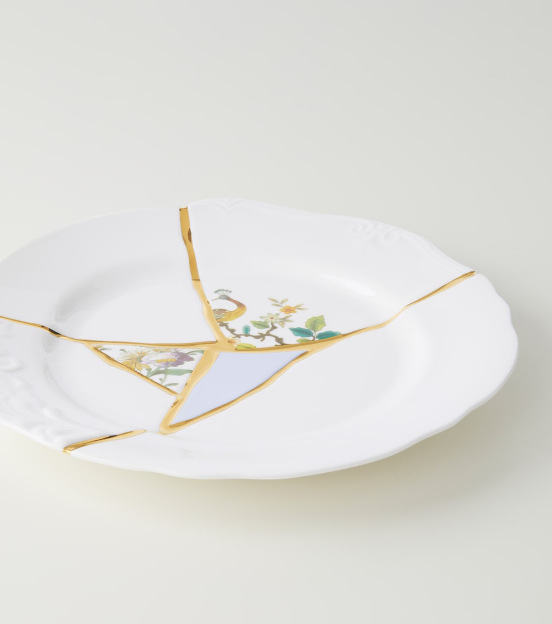Kintsugi dessert plate by Marcantonio Raimondi Malerba | Seletti