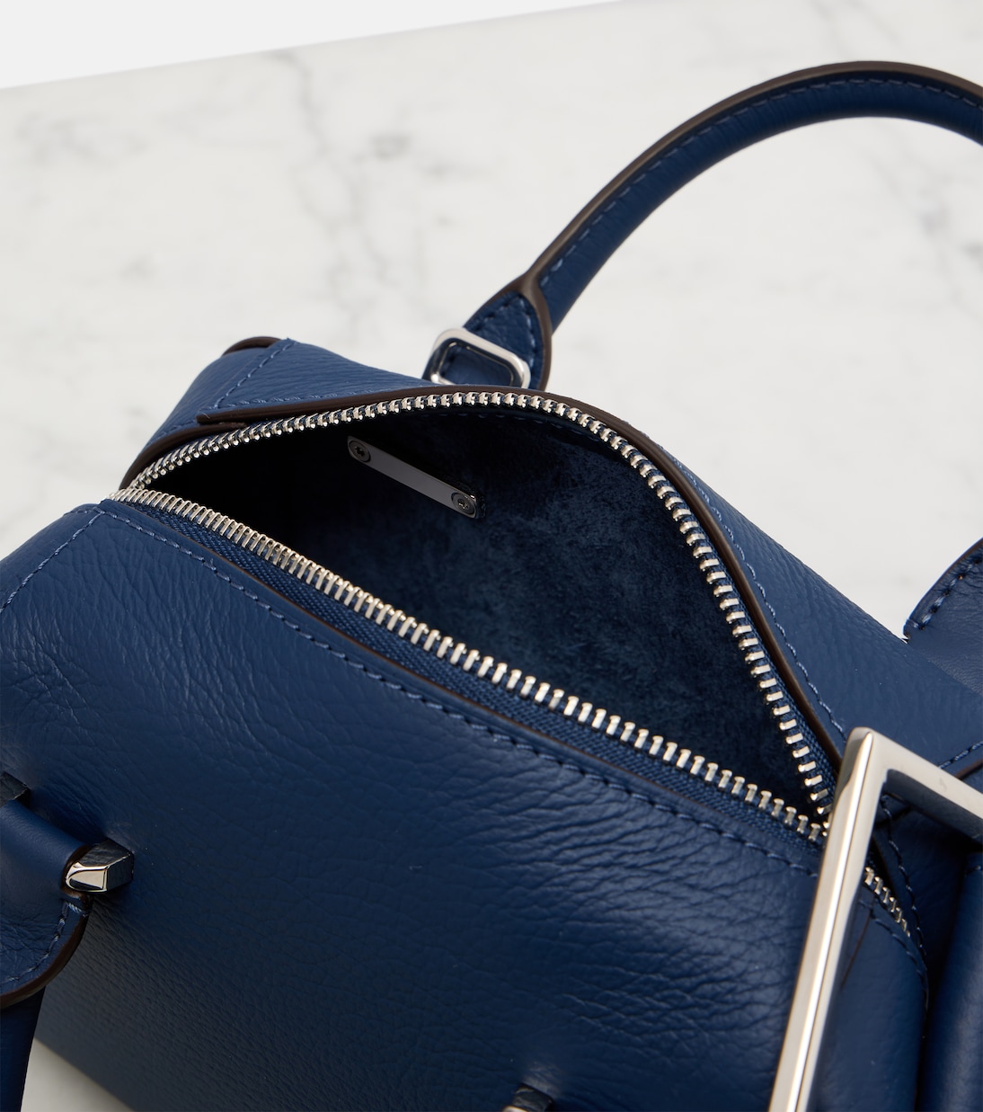 Sac Cool Box Nano en cuir | Delvaux