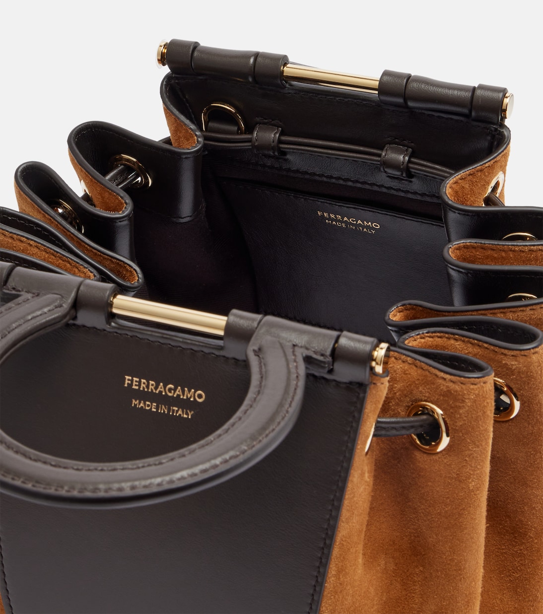 Bucket-Bag Gancio Small aus Veloursleder | Ferragamo