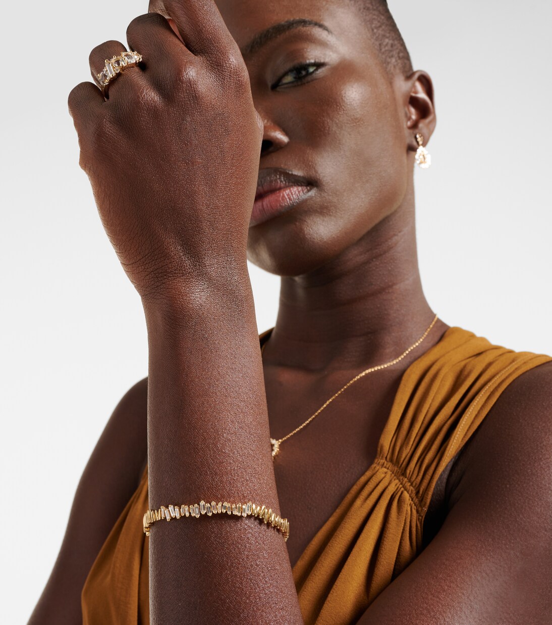 18kt gold bracelet with diamonds | Suzanne Kalan