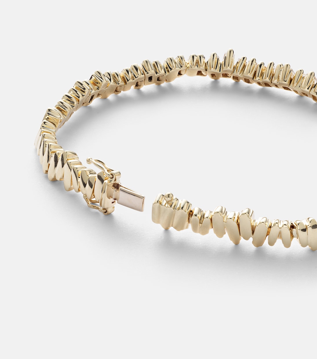 18kt gold bracelet with diamonds | Suzanne Kalan