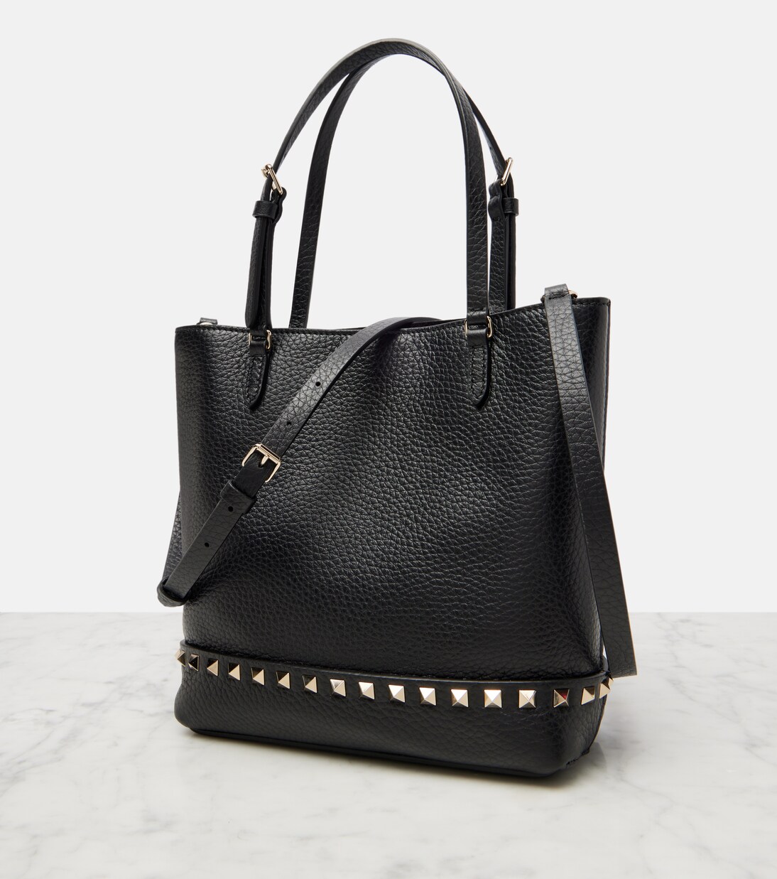 Rockstud Small leather tote bag | Valentino Garavani