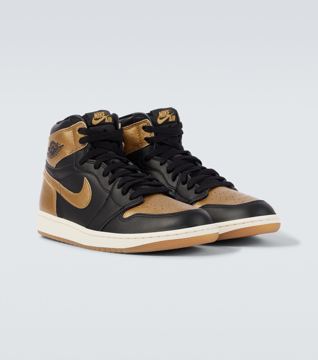 Air Jordan 1 Retro leather high-top sneakers | Nike
