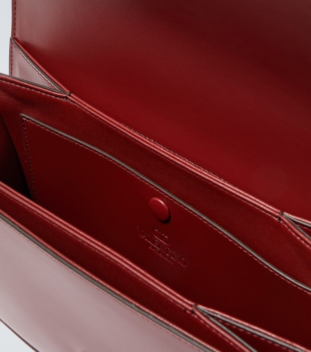 Crossbody Bag 9To5 VLogo aus Leder | Valentino Garavani