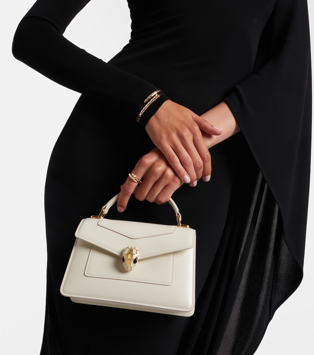 Sac Serpenti Forever Medium en cuir | Bvlgari