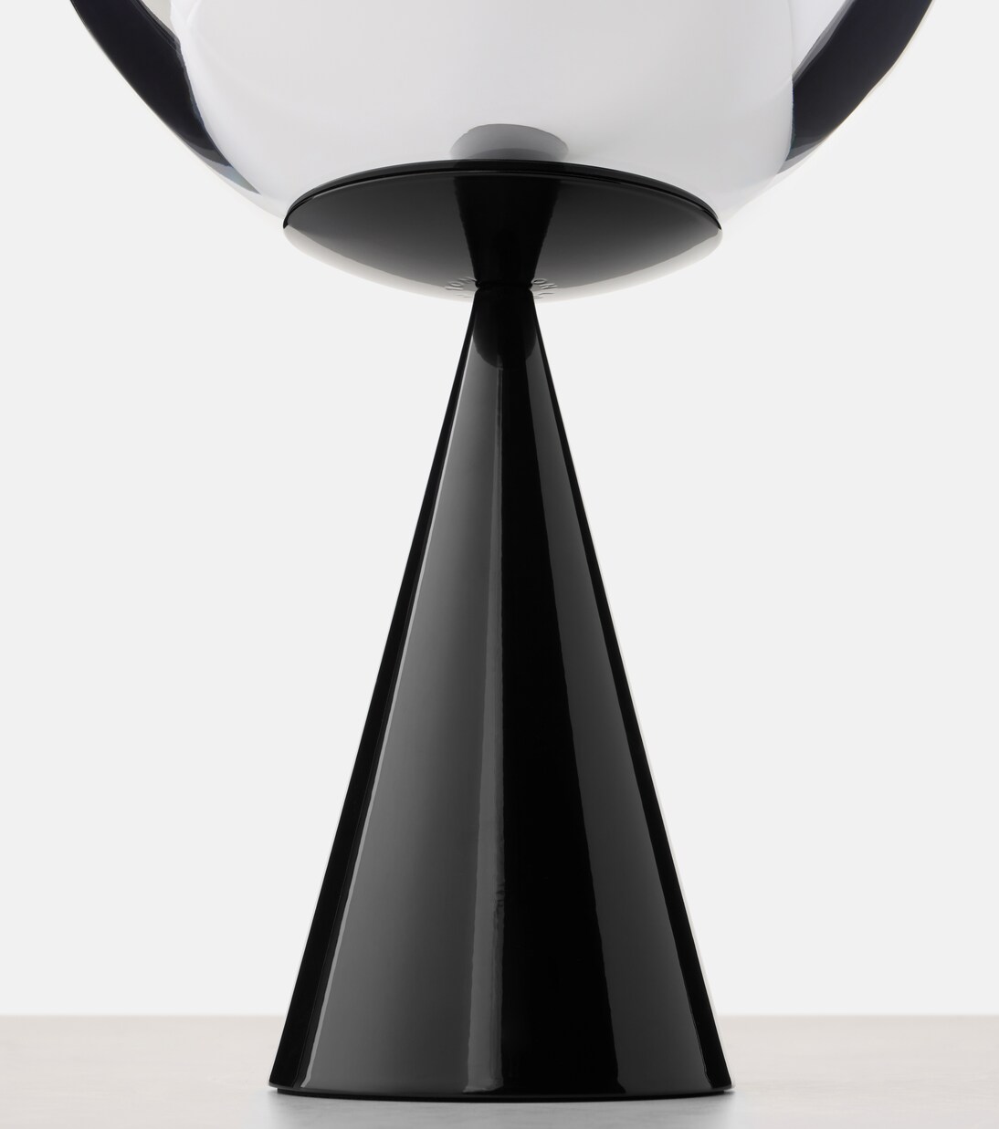 Melt Fat LED stainless steel table light (universal plug) | Tom Dixon