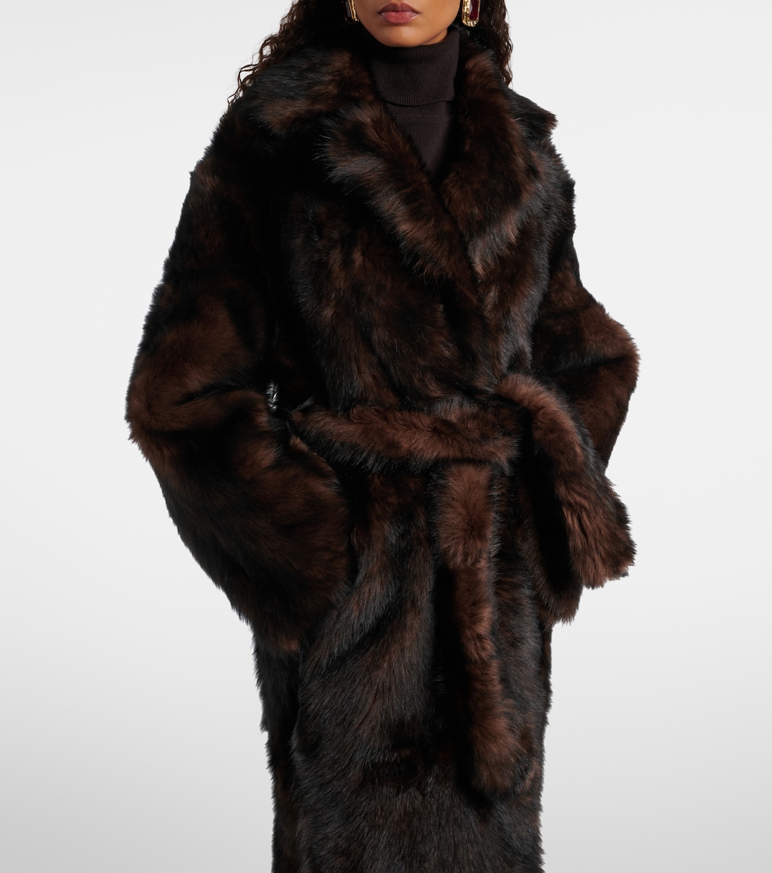 Mantel Uma aus Shearling | Nour Hammour