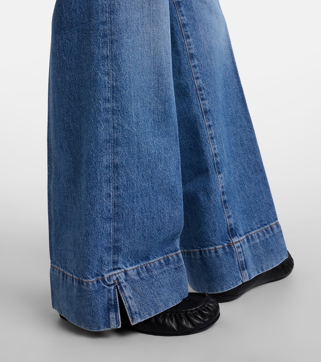 High-Rise Wide-Leg Jeans Slice | Frame