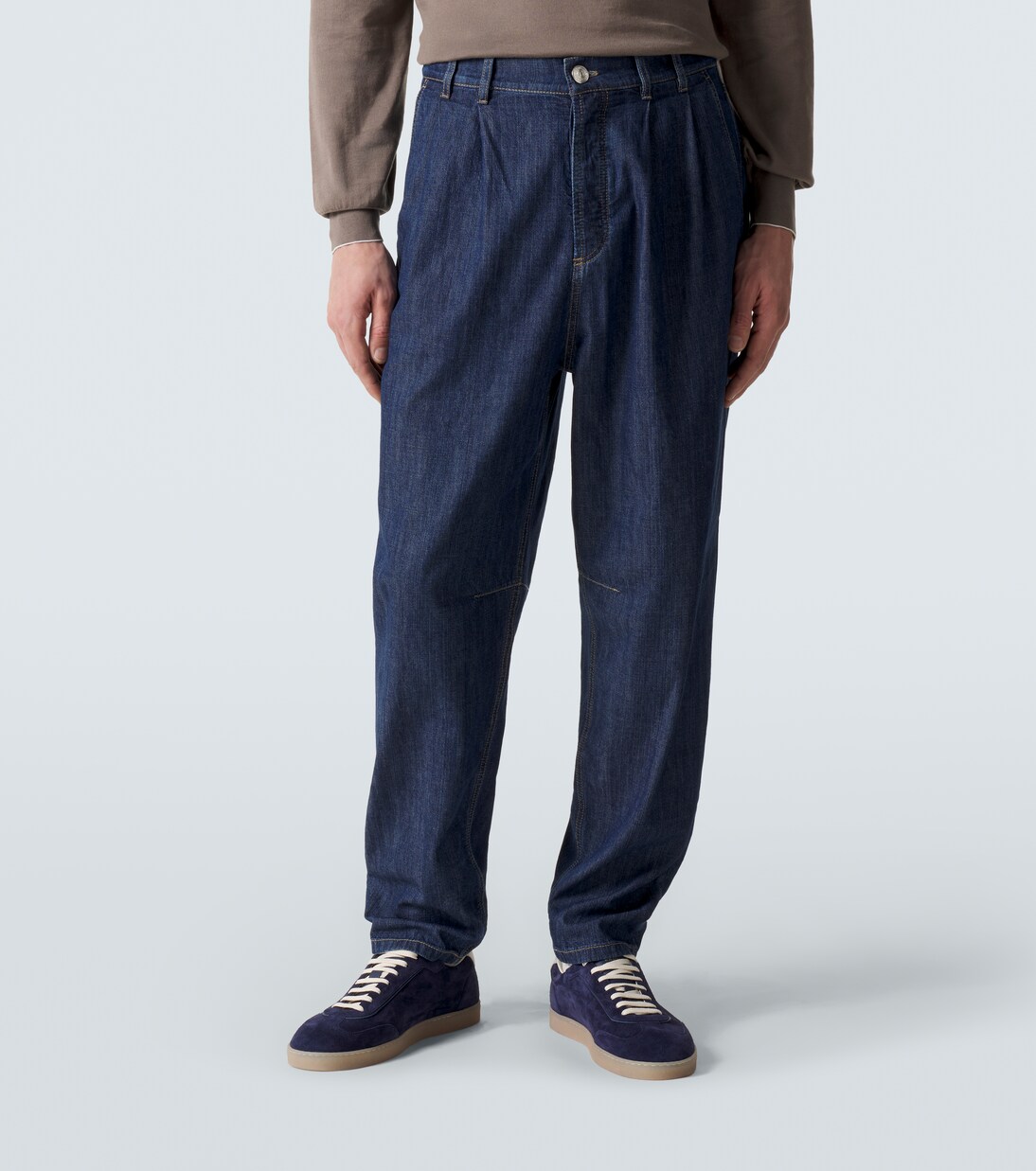 Pleated tapered jeans | Brunello Cucinelli