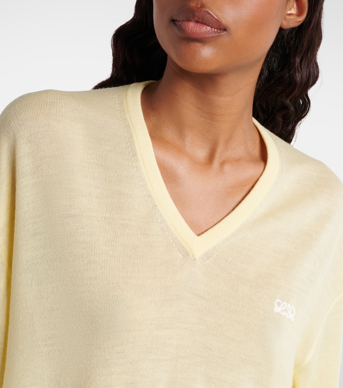 Pull Double L asymétrique en laine | Loewe