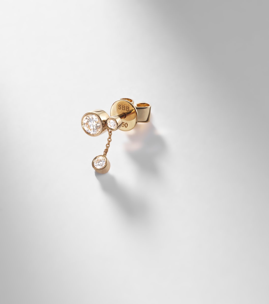 Einzelner Ohrring Grande Lou Diamant aus 18kt Gelbgold mit Diamanten | Sophie Bille Brahe