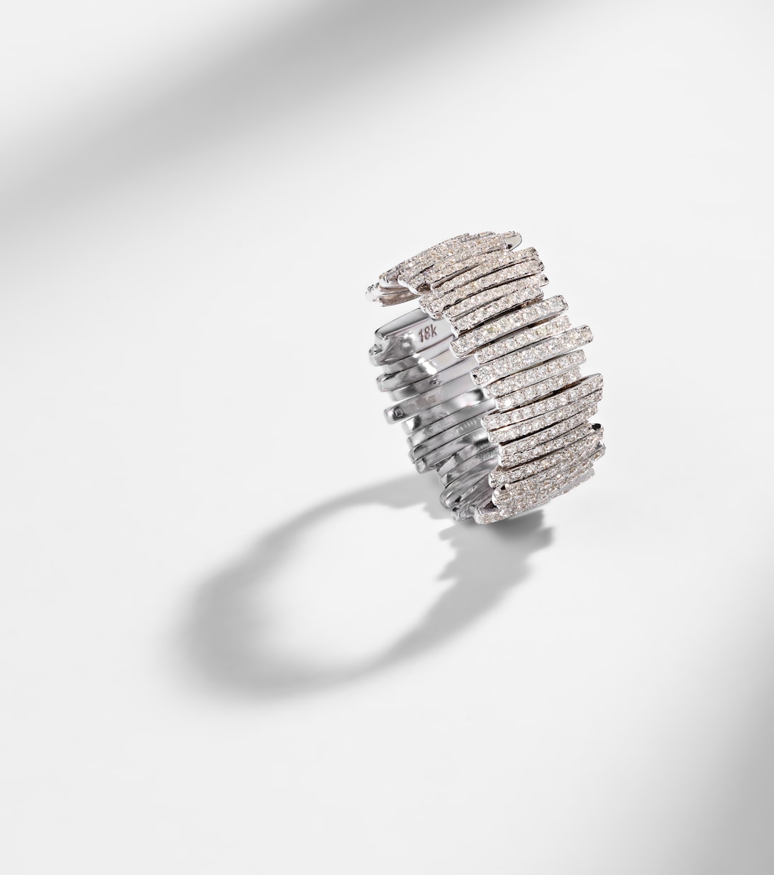 Bague en or blanc 18 ct et diamants | Suzanne Kalan