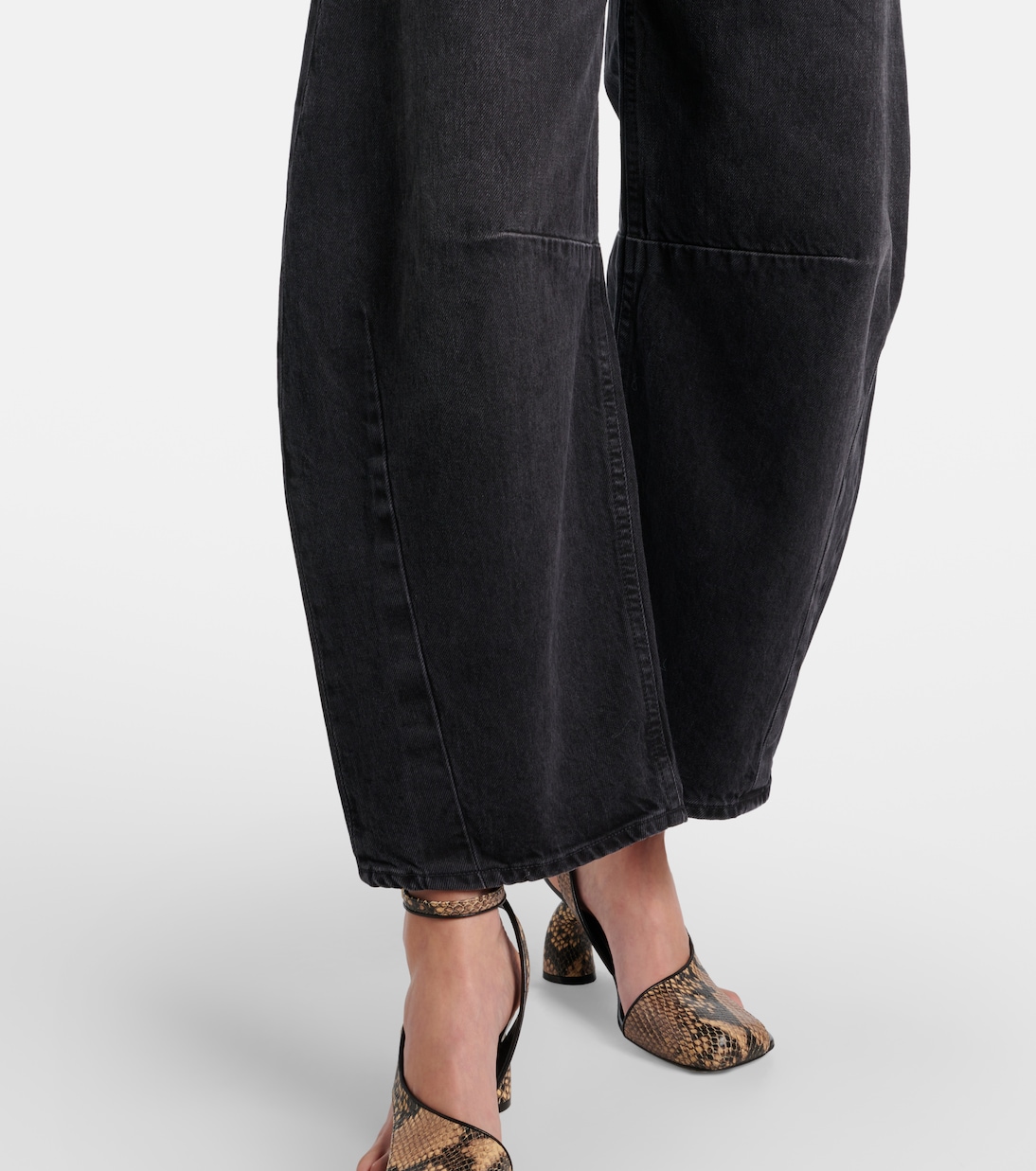 Horseshoe mid-rise barrel-leg jeans | Citizens of Humanity