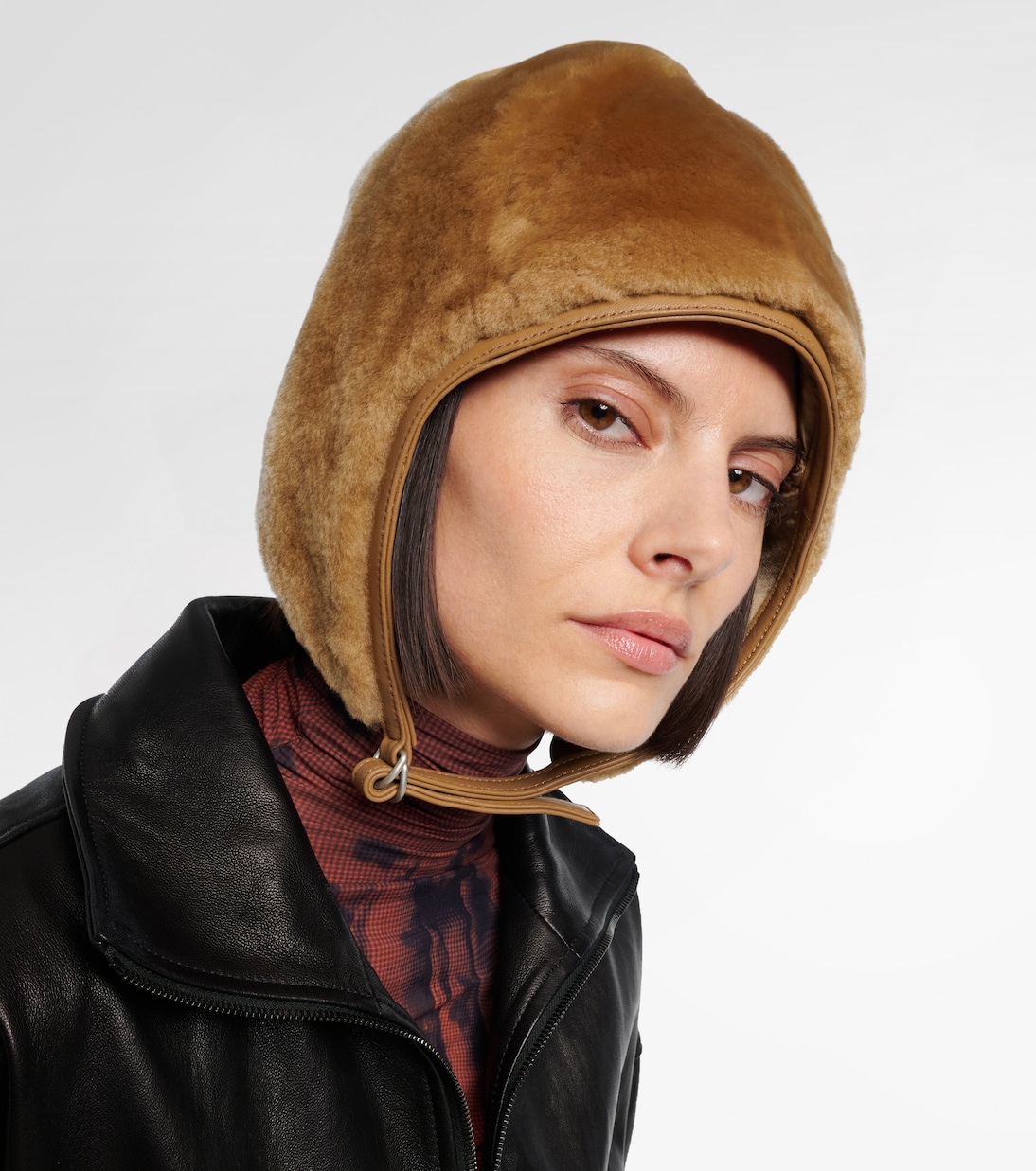 Mütze Belmer aus Shearling mit Leder | Acne Studios