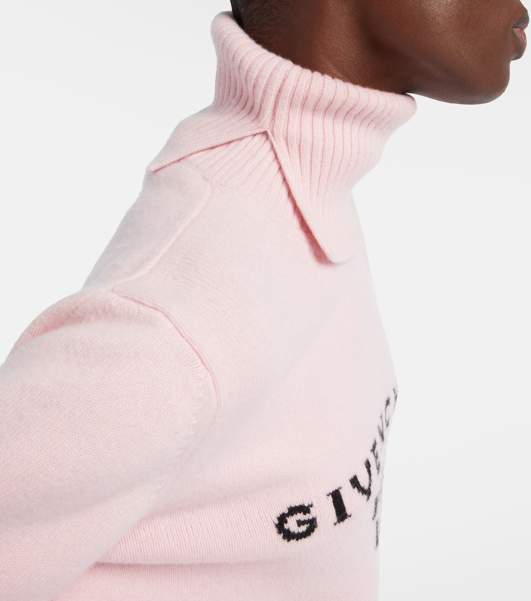 Pull à col roulé en laine et cachemire | Givenchy
