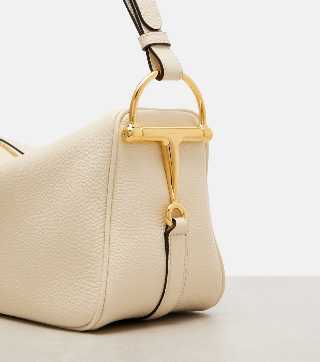 Schultertasche Half Horsebit Medium aus Leder | Gucci