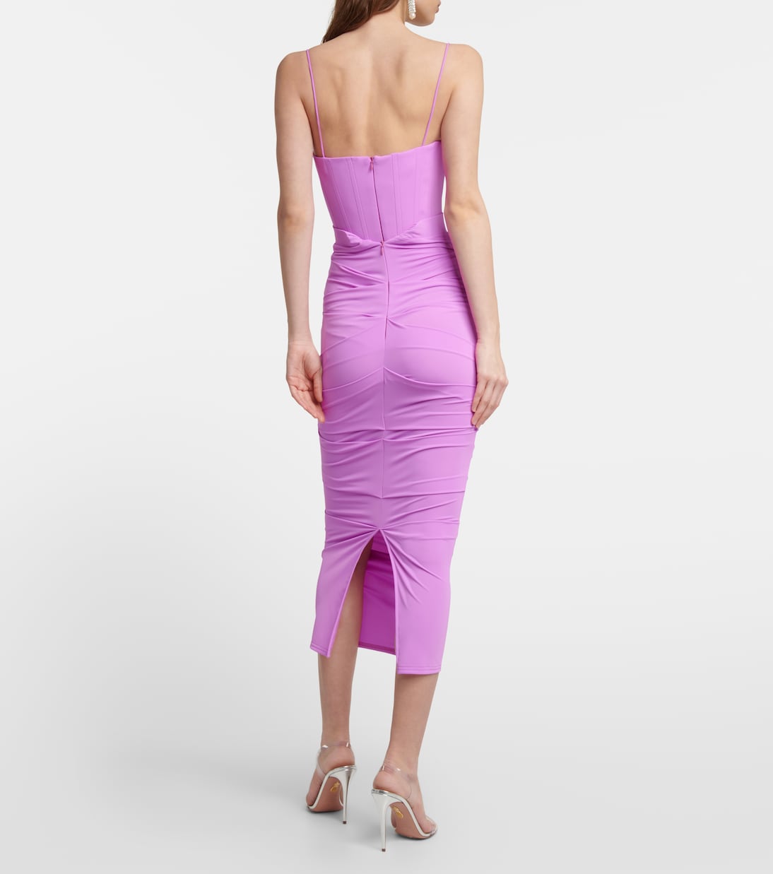 Midirock Regan | Alex Perry