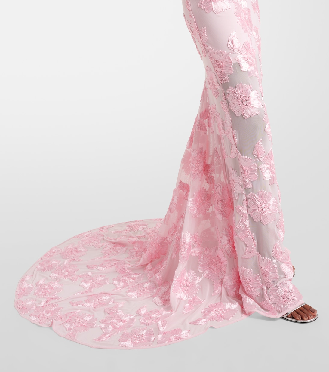 Robe de mariée brodée | Rotate
