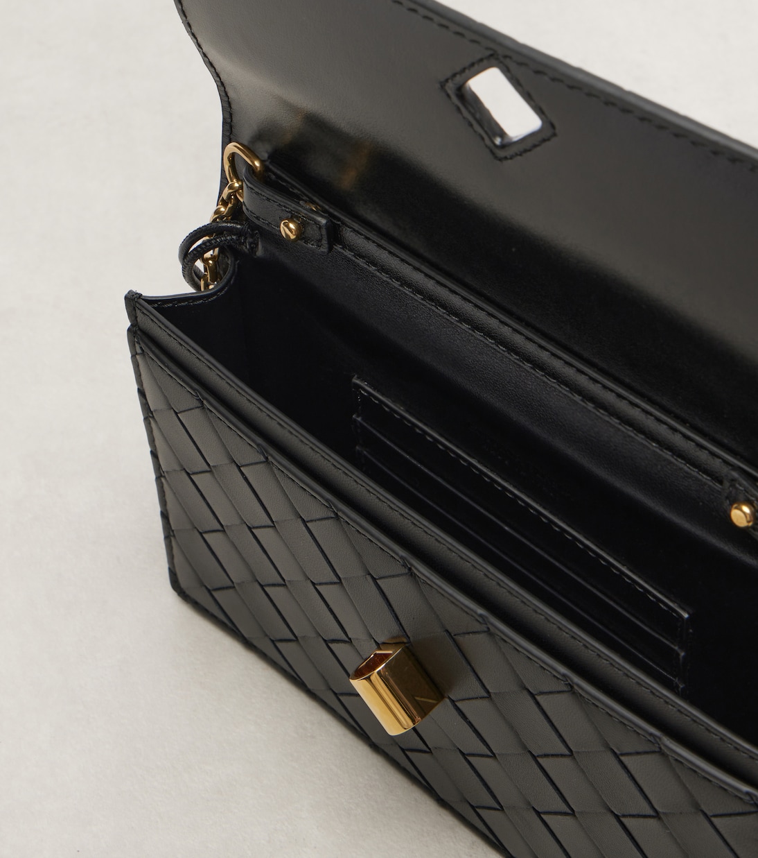 Andiamo Intrecciato leather shoulder bag | Bottega Veneta