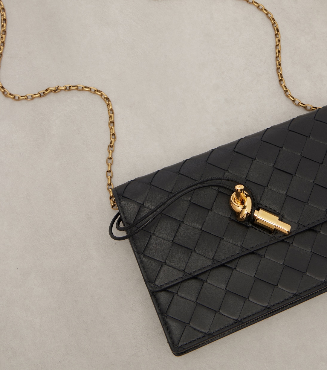 Andiamo Intrecciato leather shoulder bag | Bottega Veneta