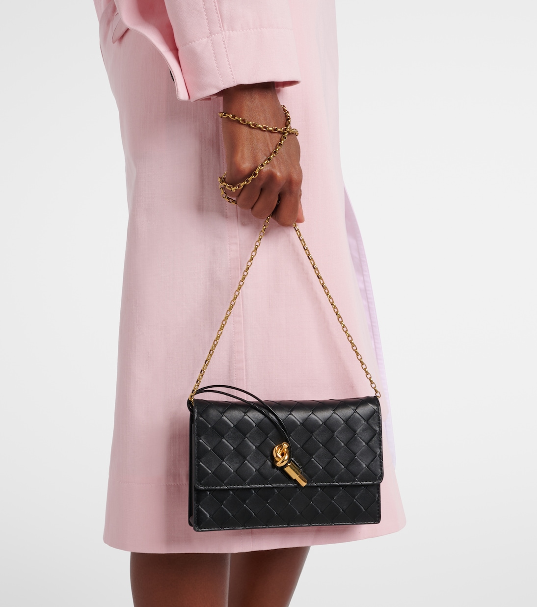 Andiamo Intrecciato leather shoulder bag | Bottega Veneta