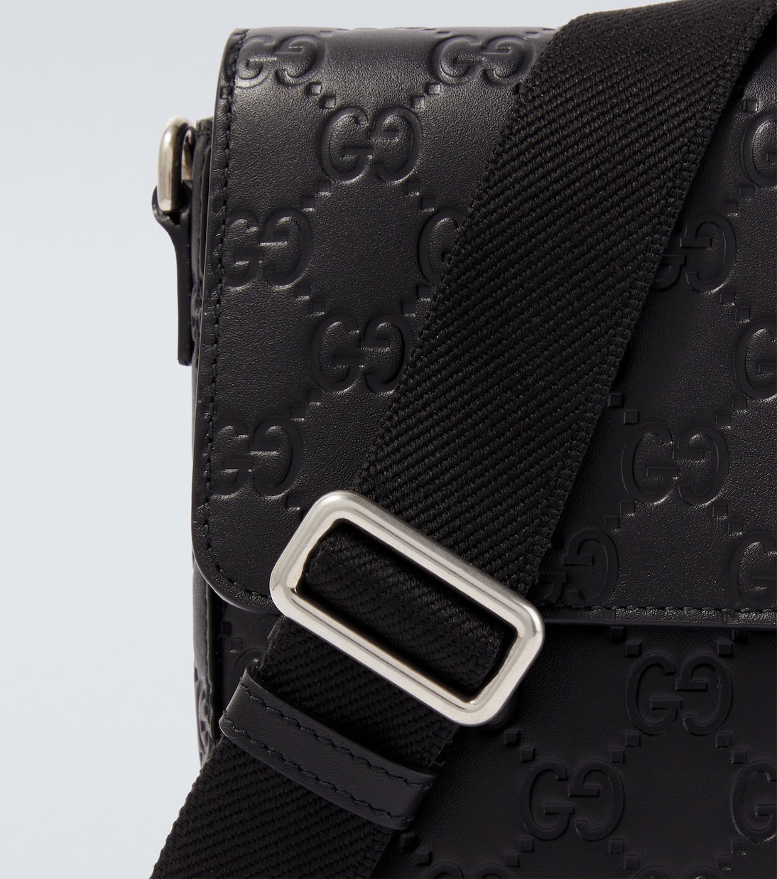 Smartphone-Etui GG Emblem aus Leder | Gucci