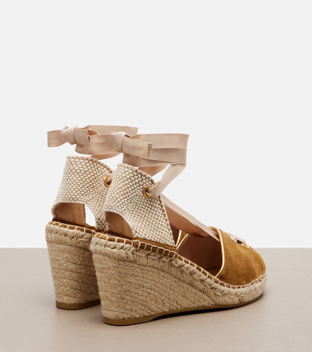 Espadrille-Wedges Resort aus Veloursleder | Valentino Garavani