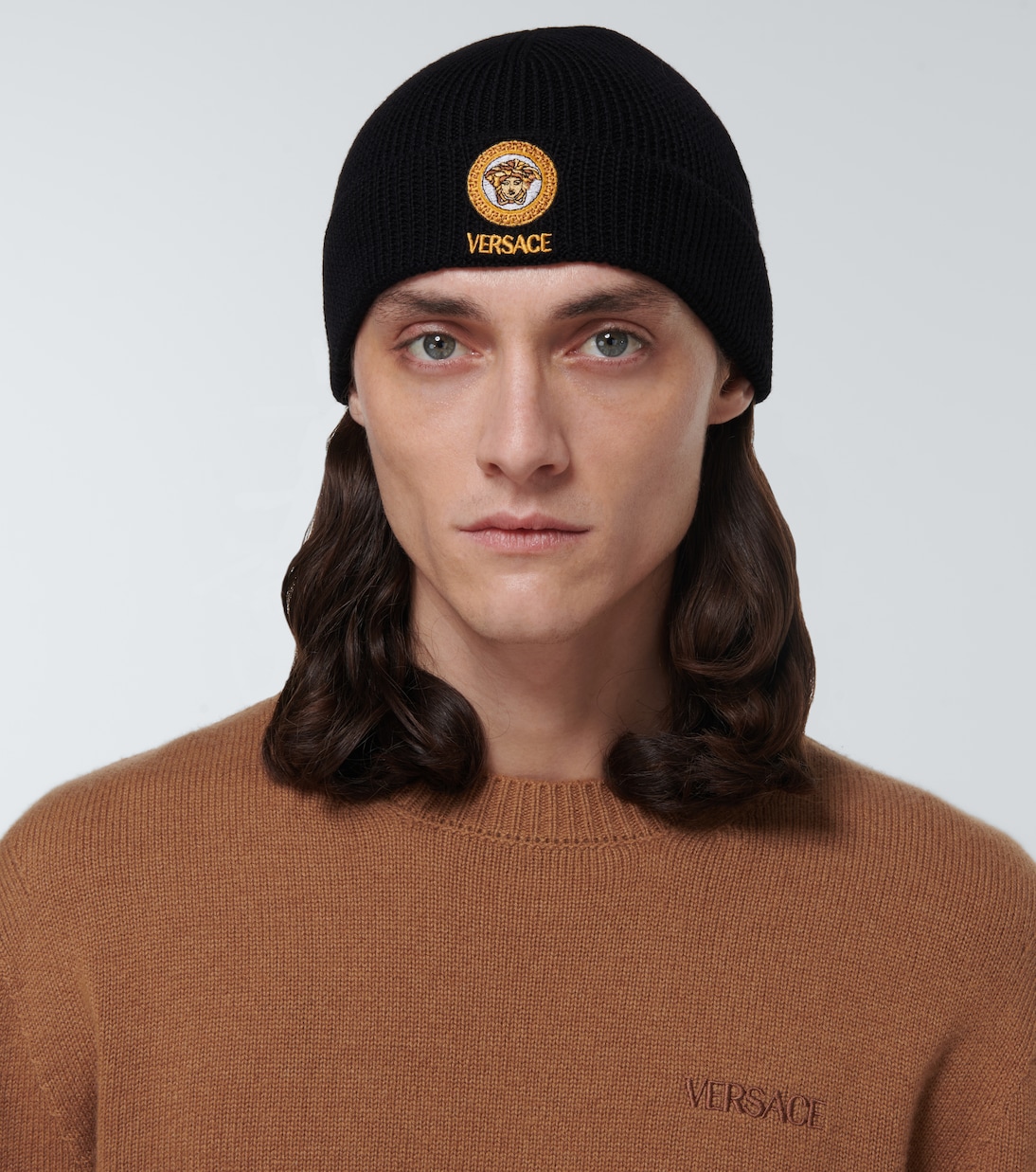 Medusa embroidered wool beanie | Versace