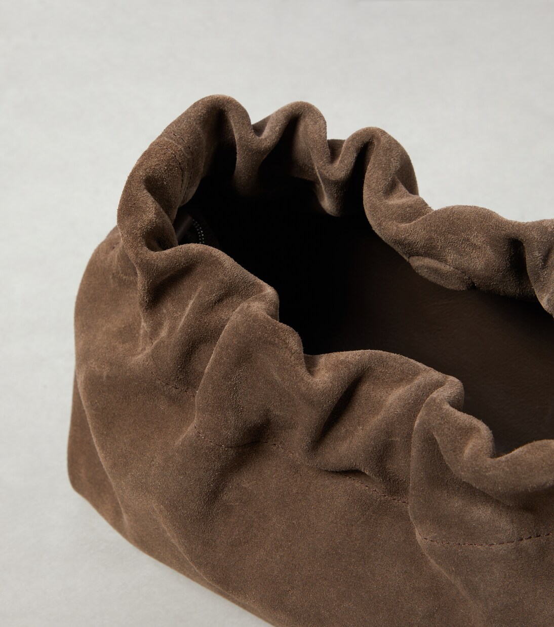 Suede shoulder bag | Brunello Cucinelli