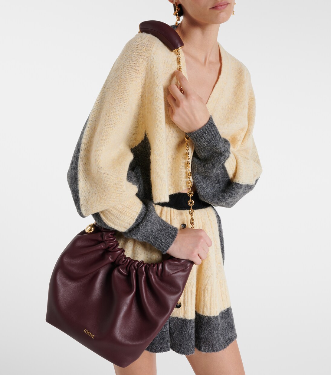 Squeeze Small leather shoulder bag | Loewe