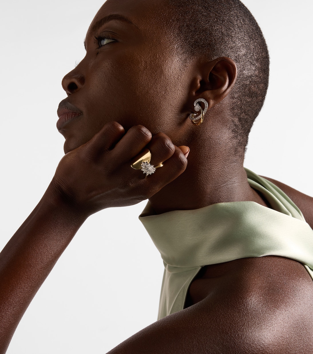 Anello Golden Strada in oro 18kt con diamanti | Yeprem