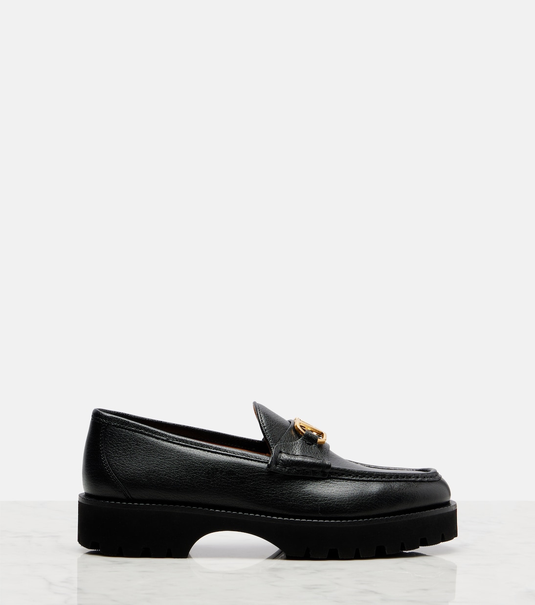 VLogo leather platform loafers | Valentino Garavani
