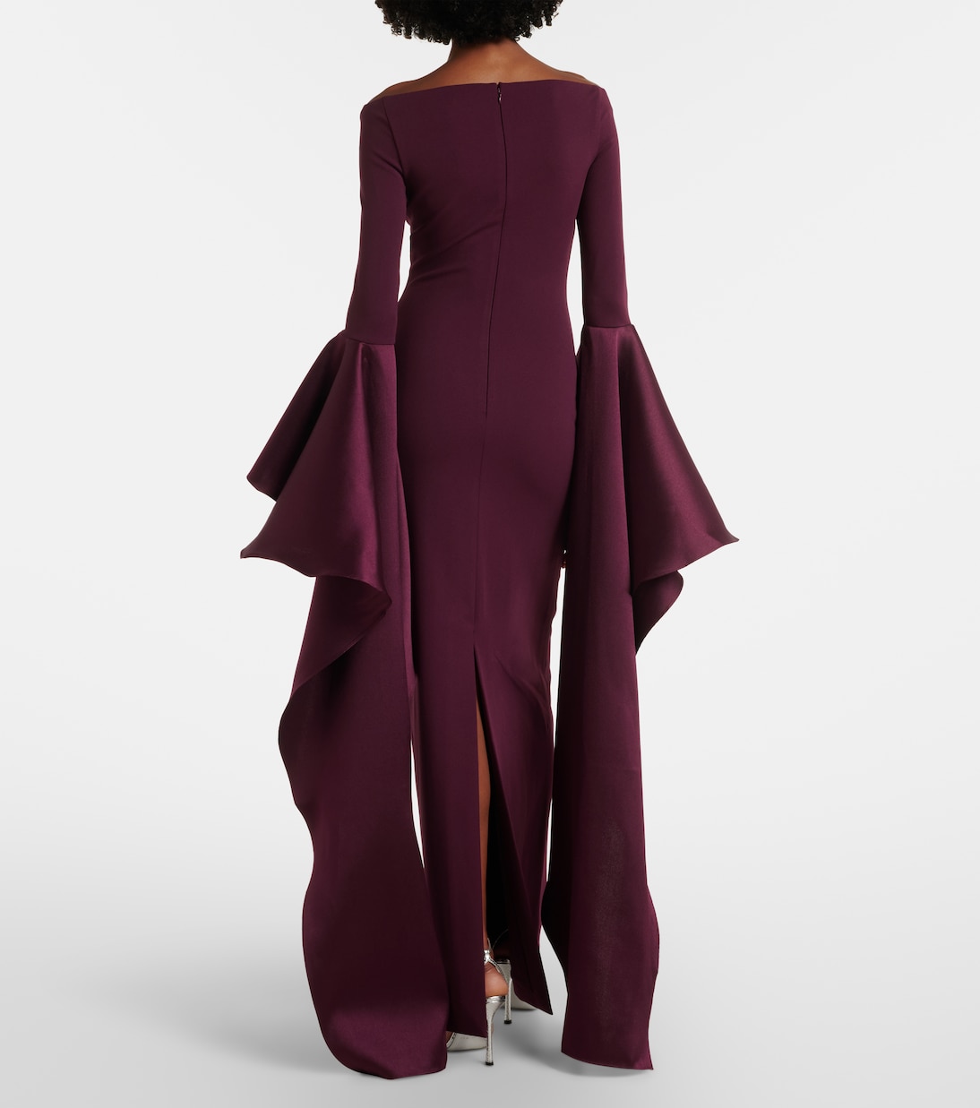 Robe Astria à épaules dénudées et finitions en satin | Solace London