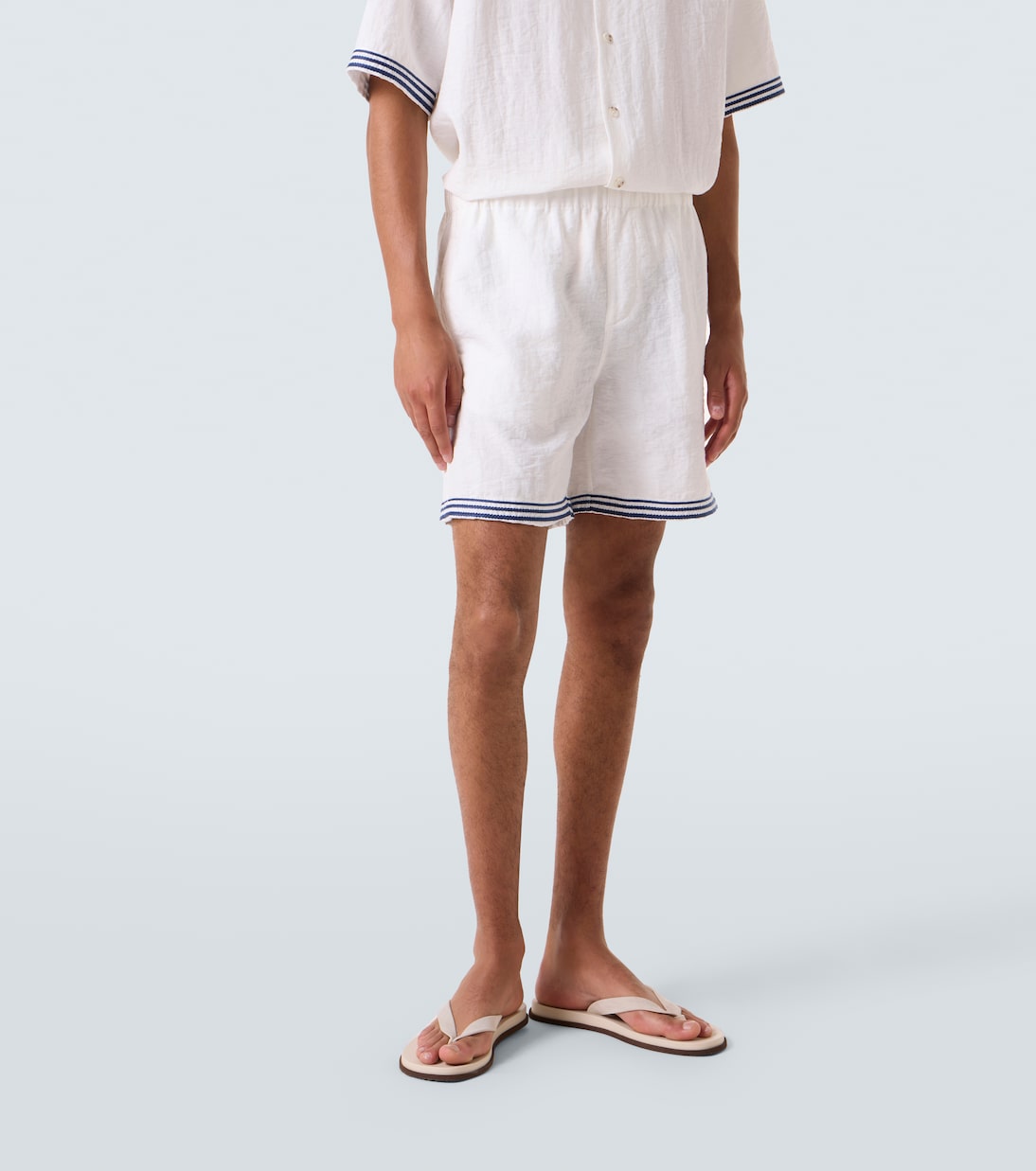 Embroidered shorts | Commas