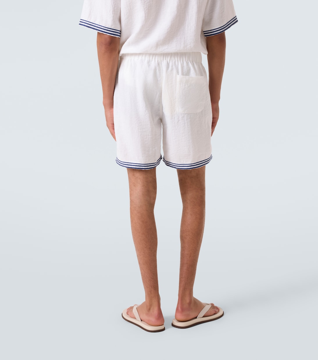 Embroidered shorts | Commas