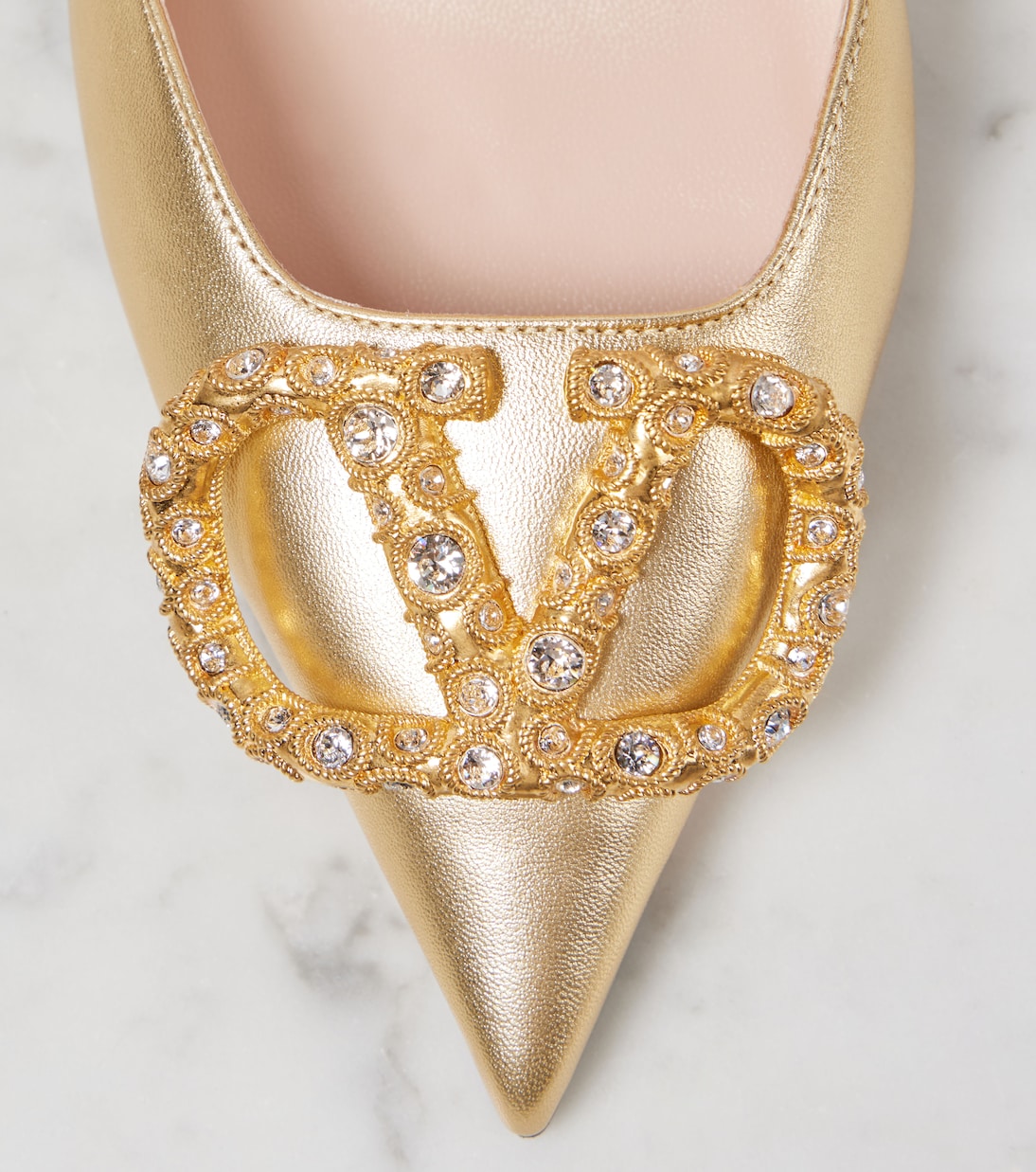 Slingback-Pumps VLogo Signature 80 aus Metallic-Leder | Valentino Garavani