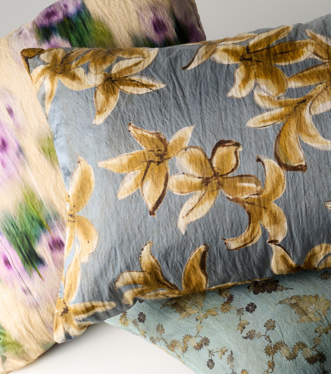 Lucilla floral cushion | The House of Lyria