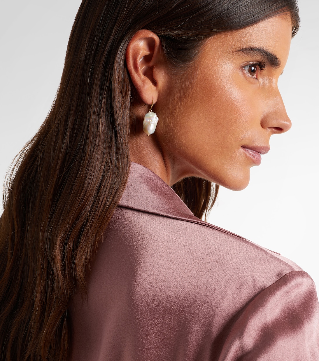 14kt gold drop earrings with baroque pearls | Mateo