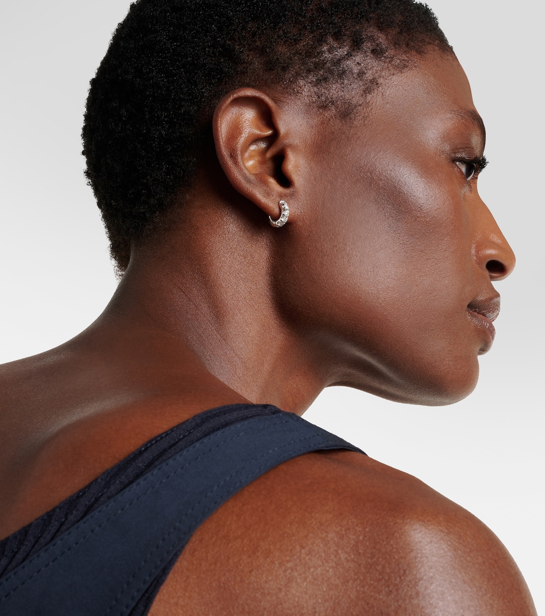 Orecchini Super Duper in oro bianco 14kt con diamanti | Roxanne First