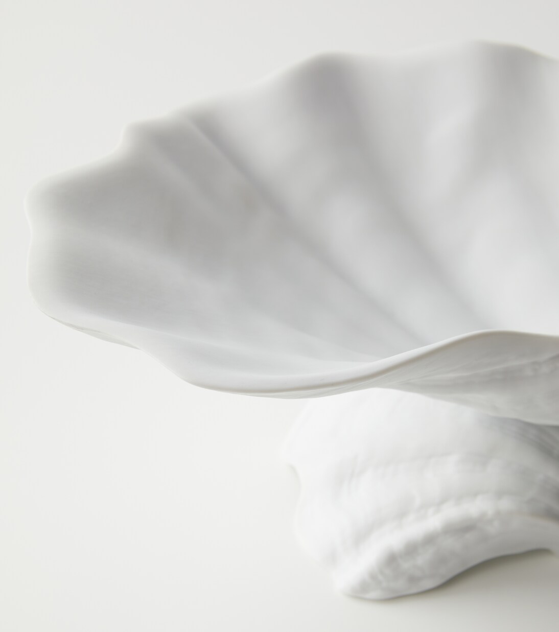 Neptune Medium porcelain bowl | L'Objet