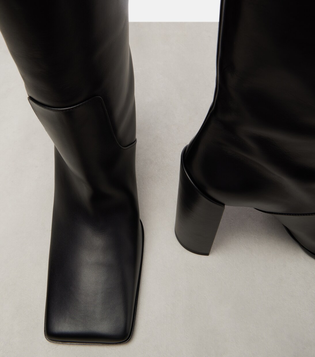 Overknee-Stiefel aus Leder | Alaïa