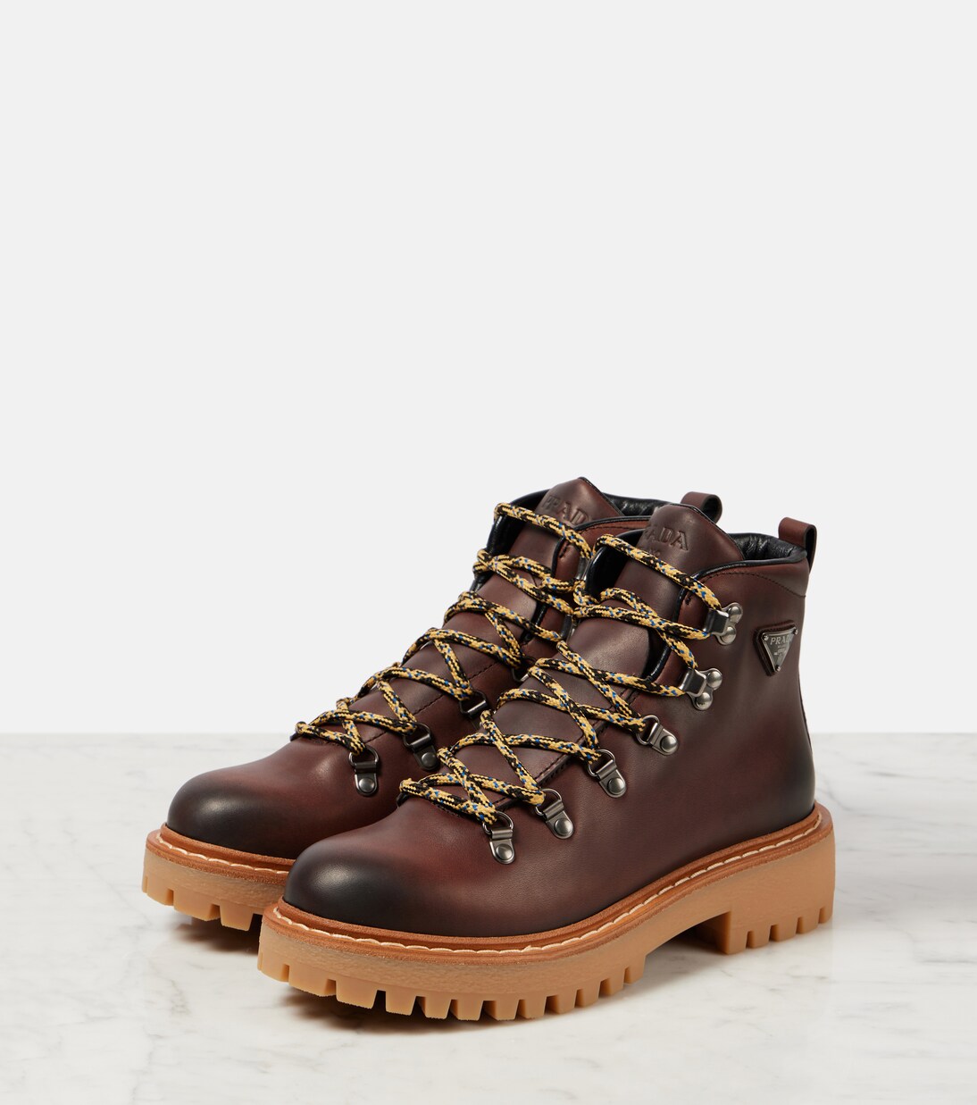 Botas con cordones St. Moritz de piel | Prada