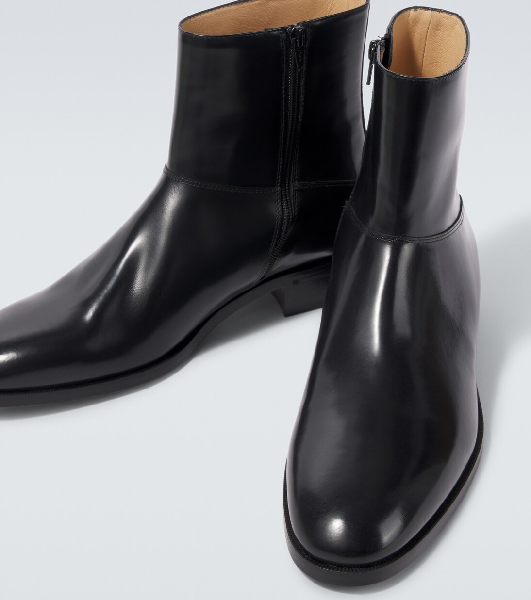 VLogo leather ankle boots | Valentino Garavani