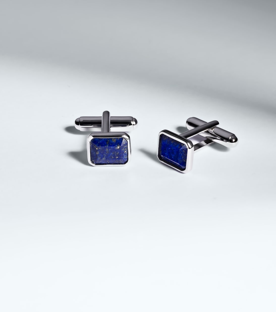 Sterling silver cufflinks with lapis lazuli | Mateo