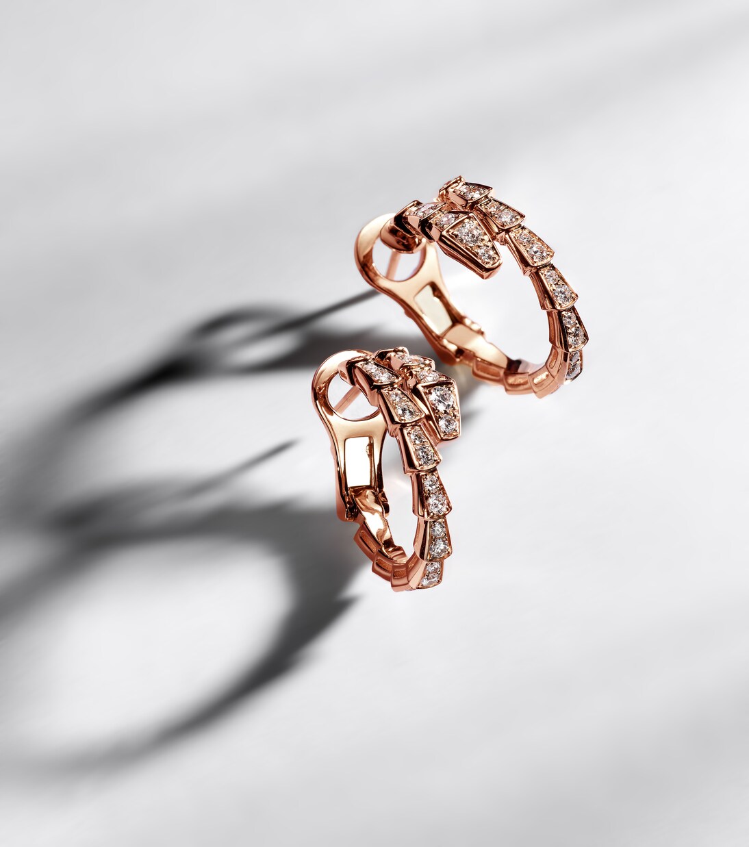Serpenti Viper 18kt rose gold earrings with diamonds | Bvlgari