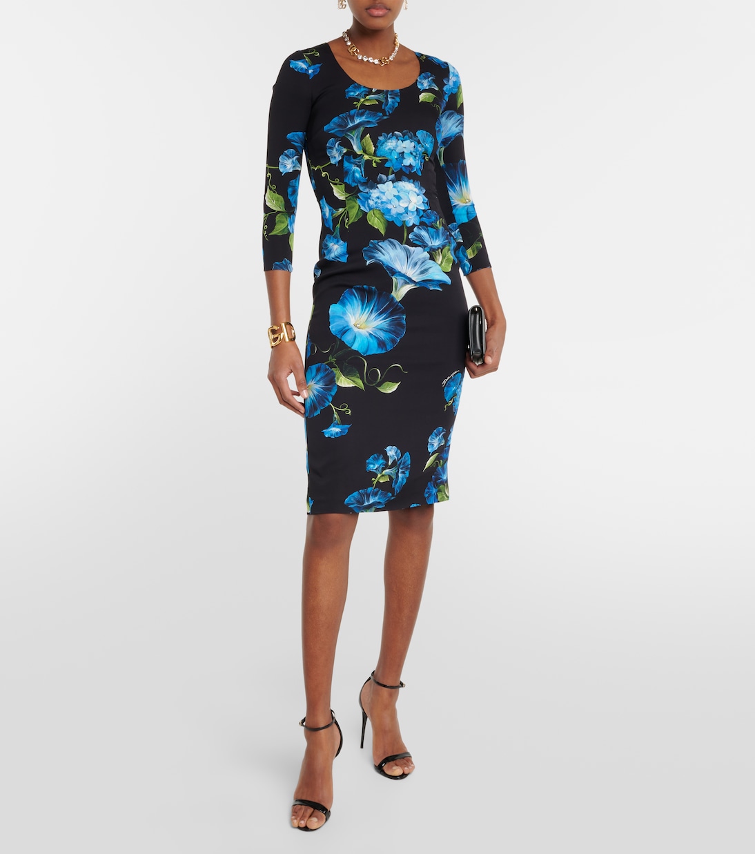 فستان ميدي من الحرير المخلوط بطبعات الورود | Dolce&Gabbana