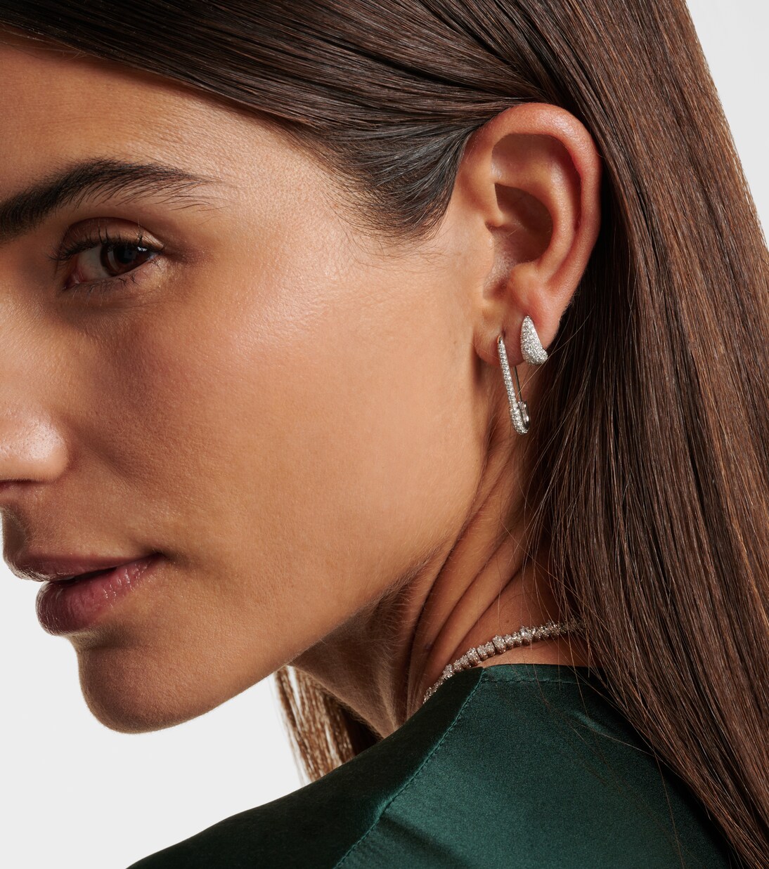 Pendiente individual de oro blanco de 18 ct con diamantes | Anita Ko