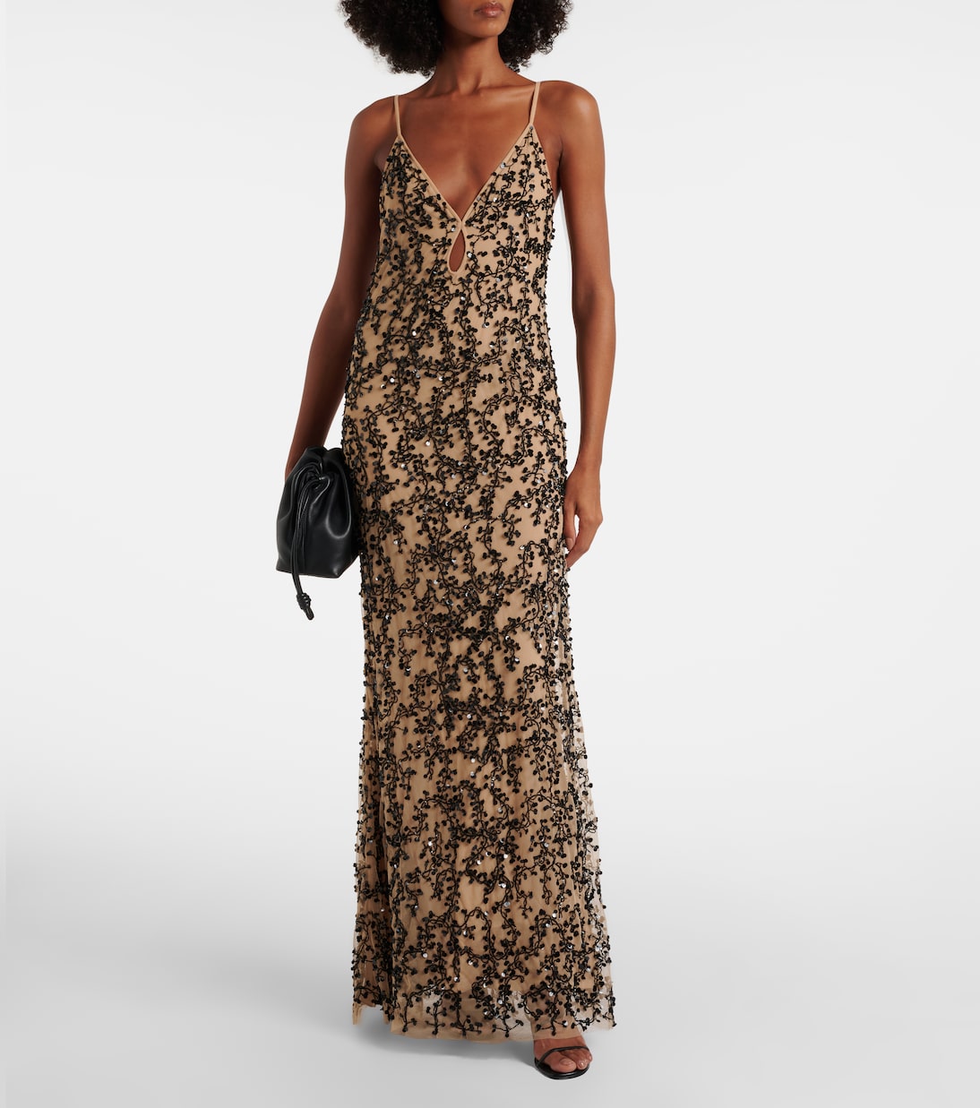 Verzierte Robe Reinvention aus Mesh | Johanna Ortiz