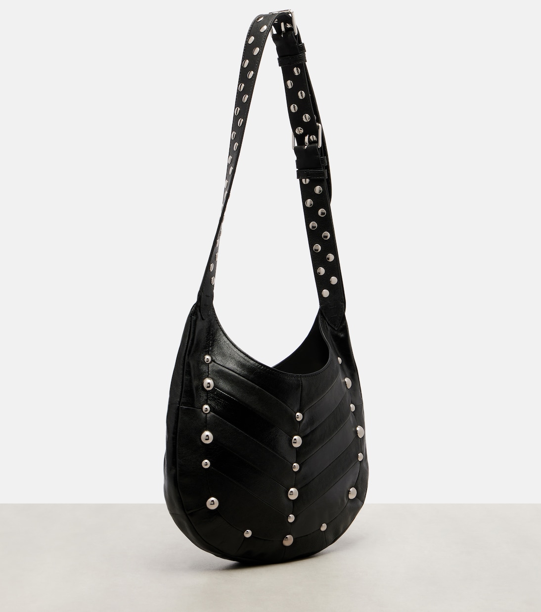 Medium studded leather shoulder bag | Valentino Garavani