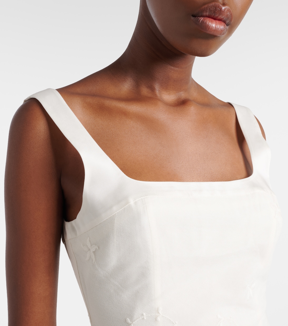 Top Cove de tul bordado | Posse